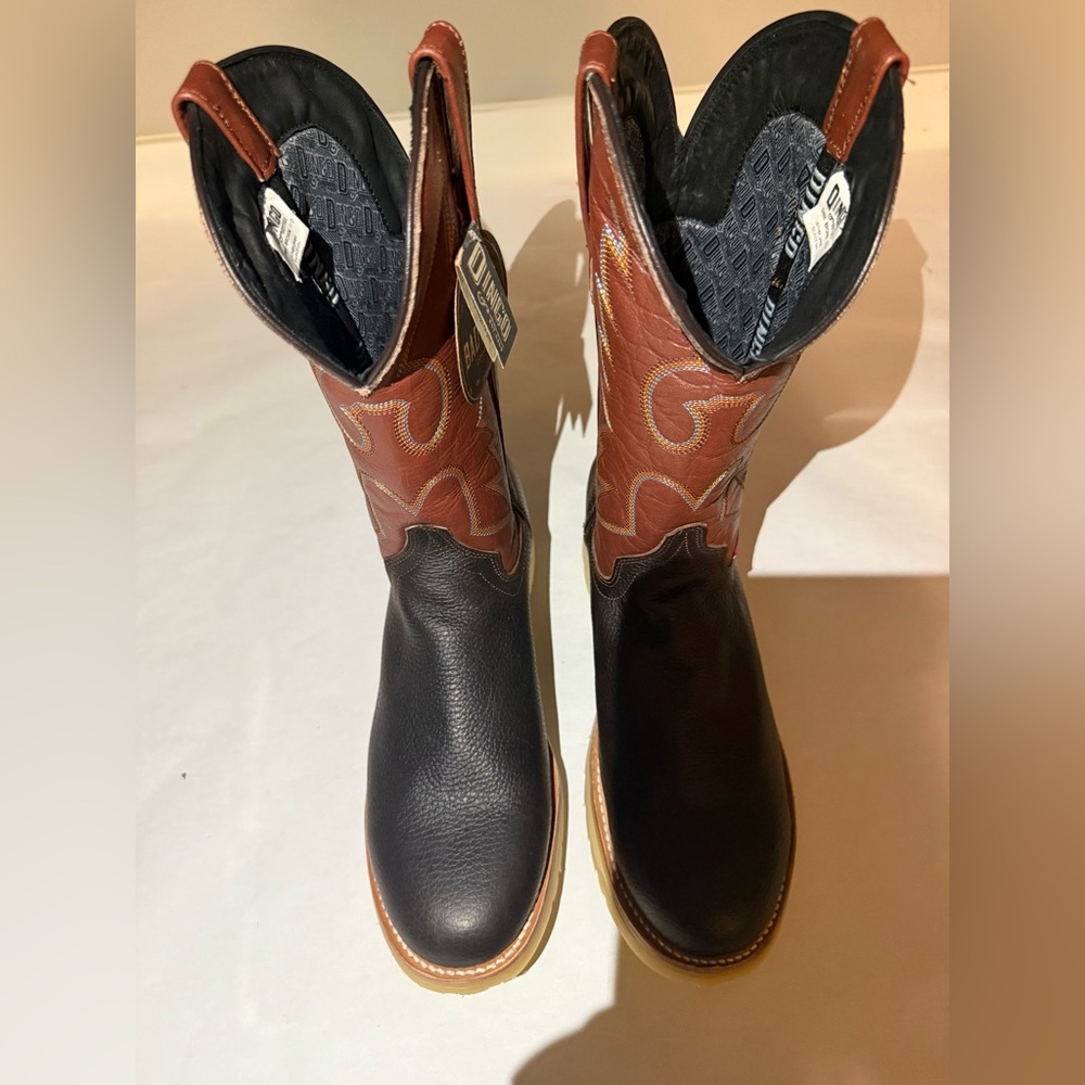 Dingo Brown and Black Leather Cowboy Boots